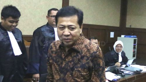 FOTO: Mimik Setya Novanto saat Bersaksi untuk Andi Narogong