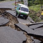 Lima Tips yang Harus Diperhatikan Saat Terjadi Gempa